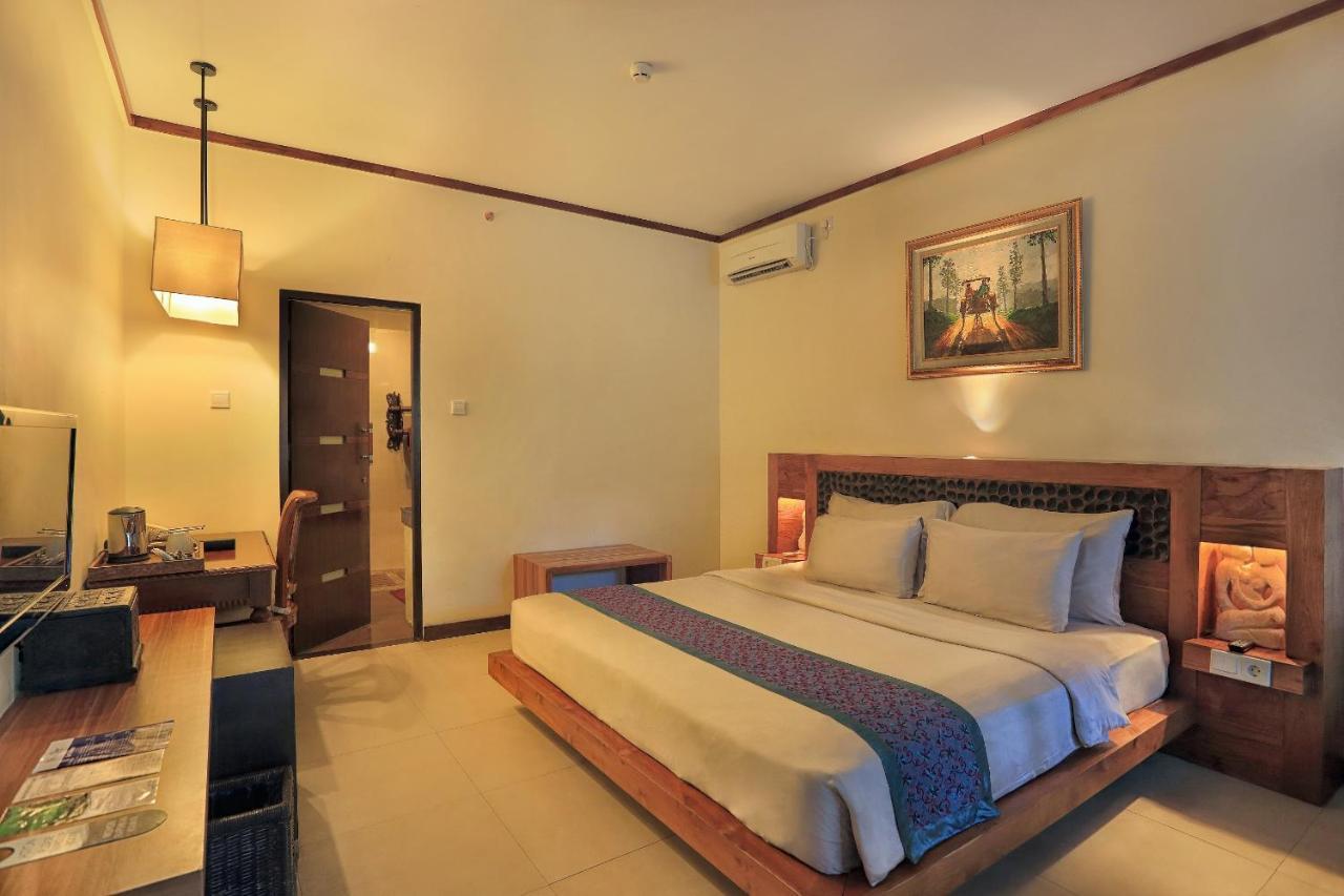 Aston Sunset Beach Resort - Gili Trawangan Esterno foto
