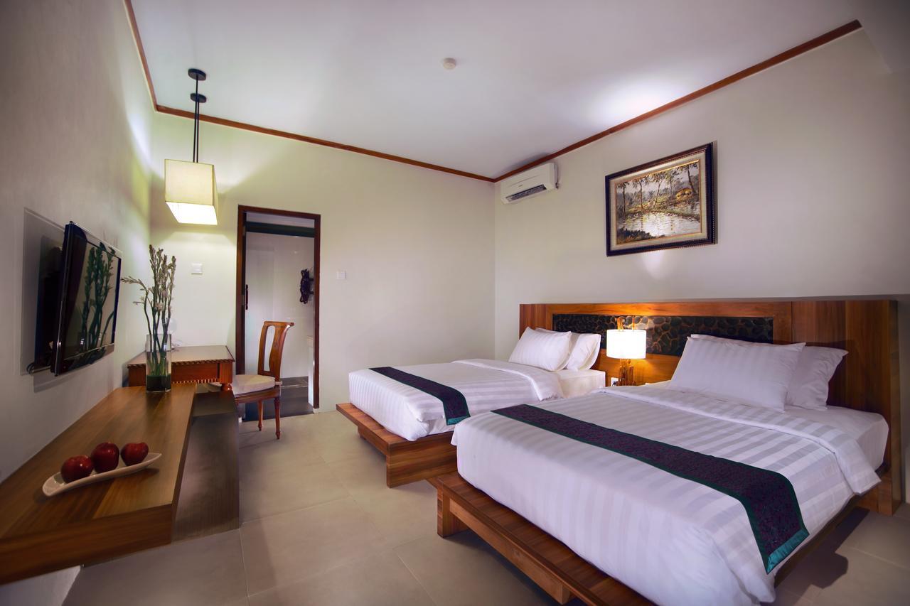 Aston Sunset Beach Resort - Gili Trawangan Esterno foto